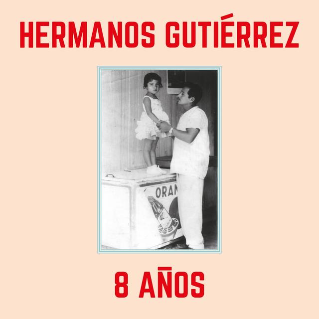 Album cover art for 8 Años