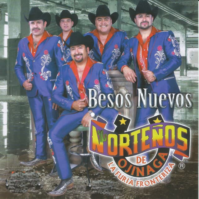 Album cover art for Besos Nuevos