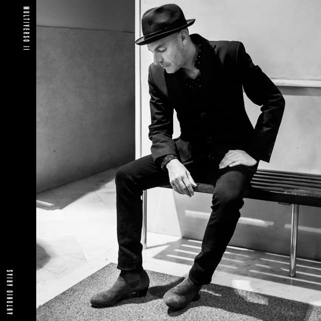 Album cover art for Multiverso II (De La Soleá de La Ciencia a La Física de La Inmortalidad)