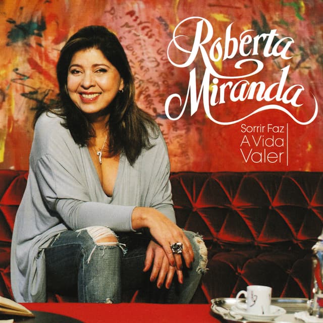 Album cover art for Sorrir Faz a Vida Valer