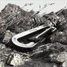 잡아줄게 Carabiner (Carabiner)