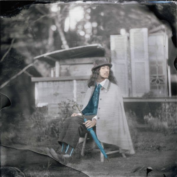 Album cover art for L