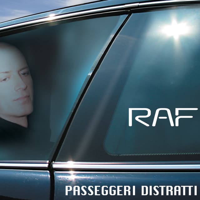 Album cover art for Passeggeri distratti