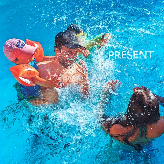 Album cover art for Présent