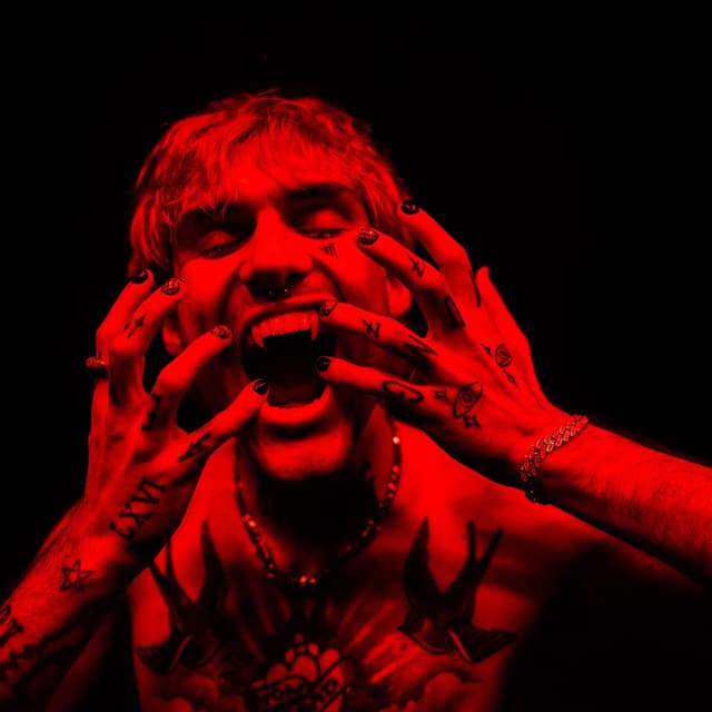 Album cover art for ФИЗИКАЛ ПЭЙН