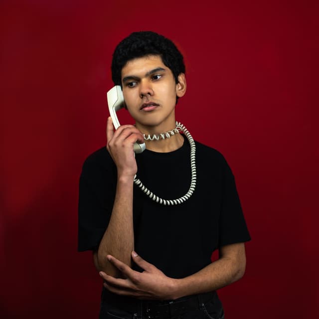 Album cover art for …Y Después No Hablamos Más.