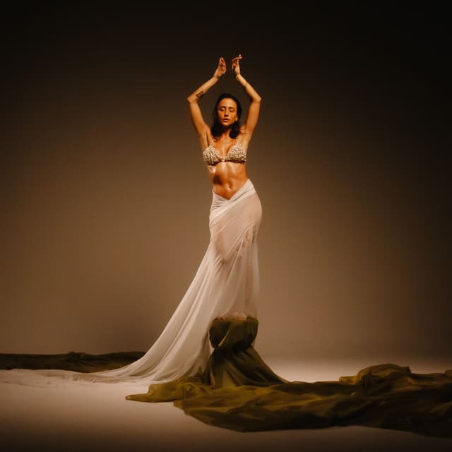 Album cover art for Quem É Ela?