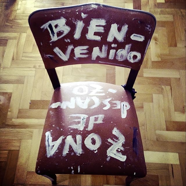 Album cover art for Bien-venido: Zona de descan-zo