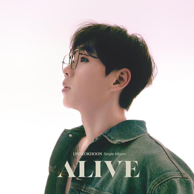Album cover art for LEESEOKHOON Single Album ‘ALIVE’