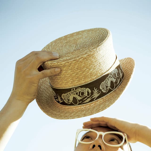 Album cover art for Oasis