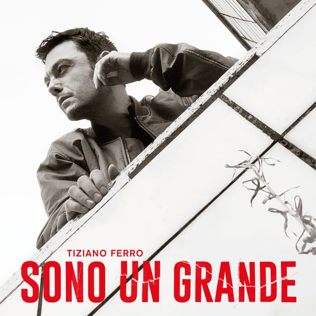 Album cover art for SONO UN GRANDE
