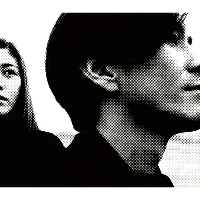 Album cover art for globe~DELUXE EDITION~