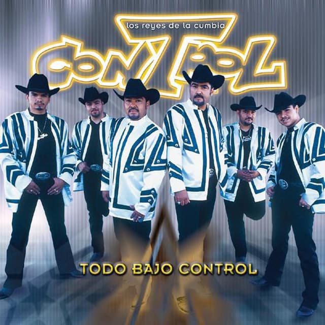 Album cover art for Todo Bajo Control