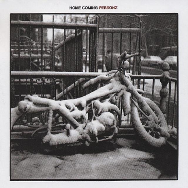 Album cover art for ホーム カミング