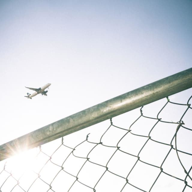 Album cover art for No Me Busques Donde Mismo