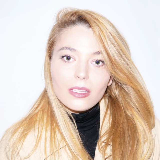 Album cover art for Paris en août