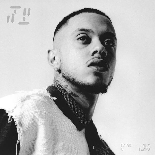Album cover art for MAIOR QUE O TEMPO