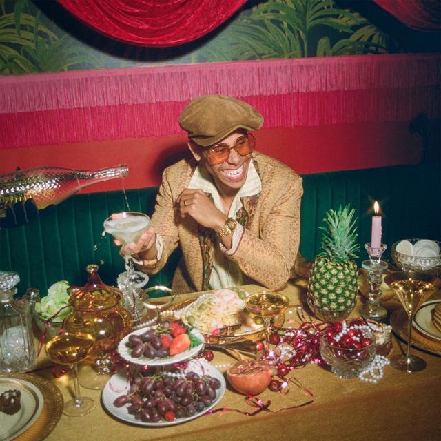 Album cover art for Champagne Kisses