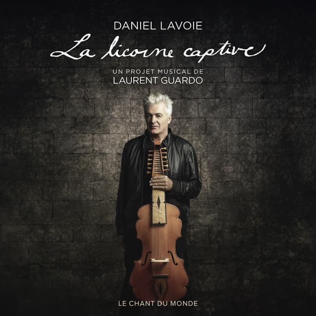 Album cover art for La Licorne Captive