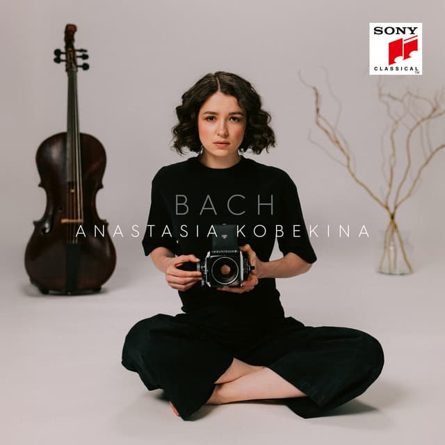 Album cover art for Bach: Cello Suites