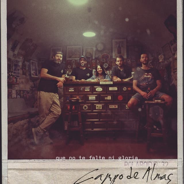 Album cover art for Que no te falte ni gloria