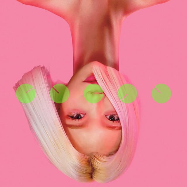 Album cover art for [QQQQQ]