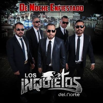 Album cover art for De Noche Enfiestado