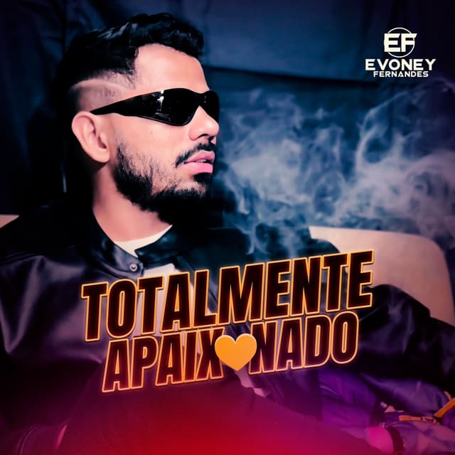 Album cover art for Totalmente Apaixonado