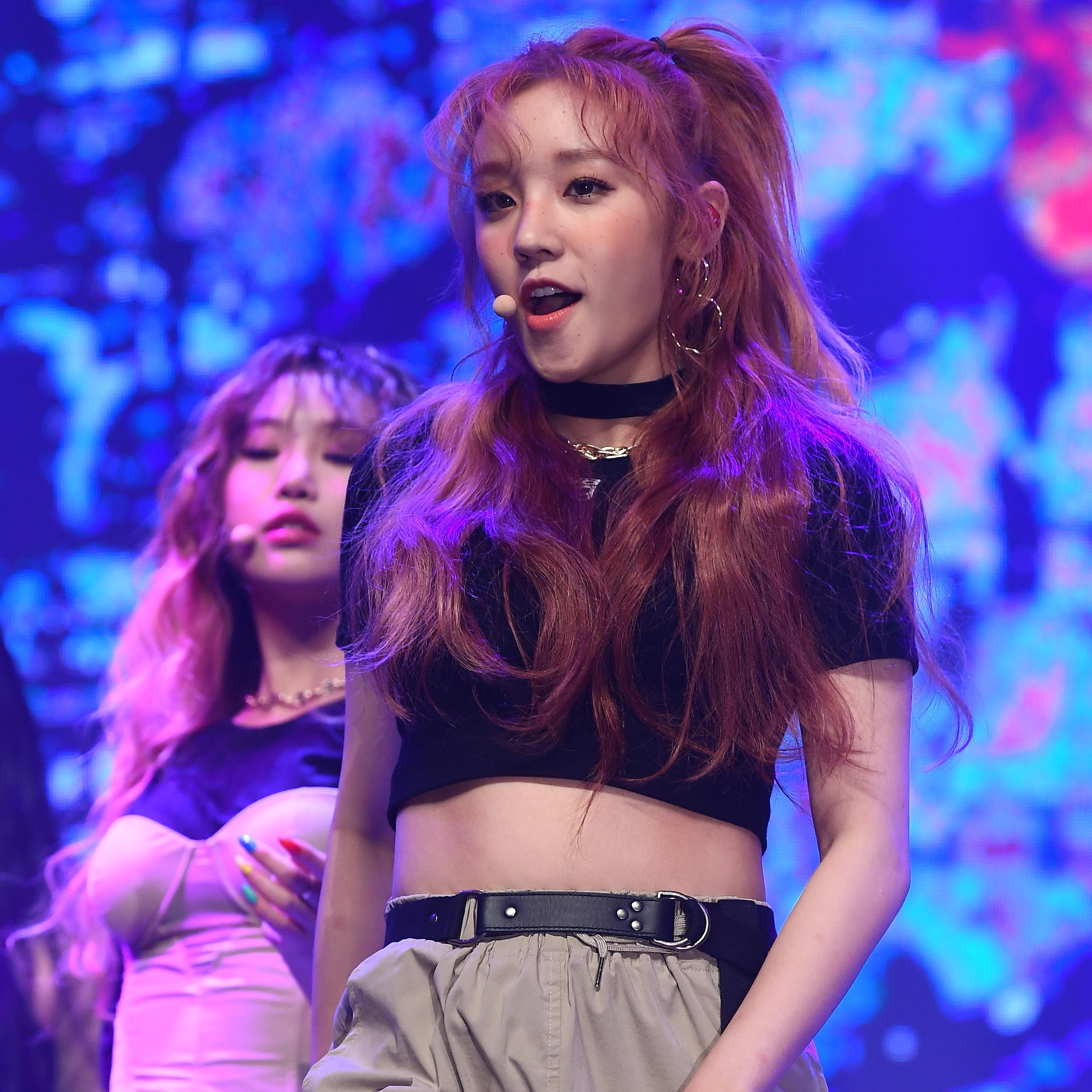우기((여자)아이들) (YUQI)