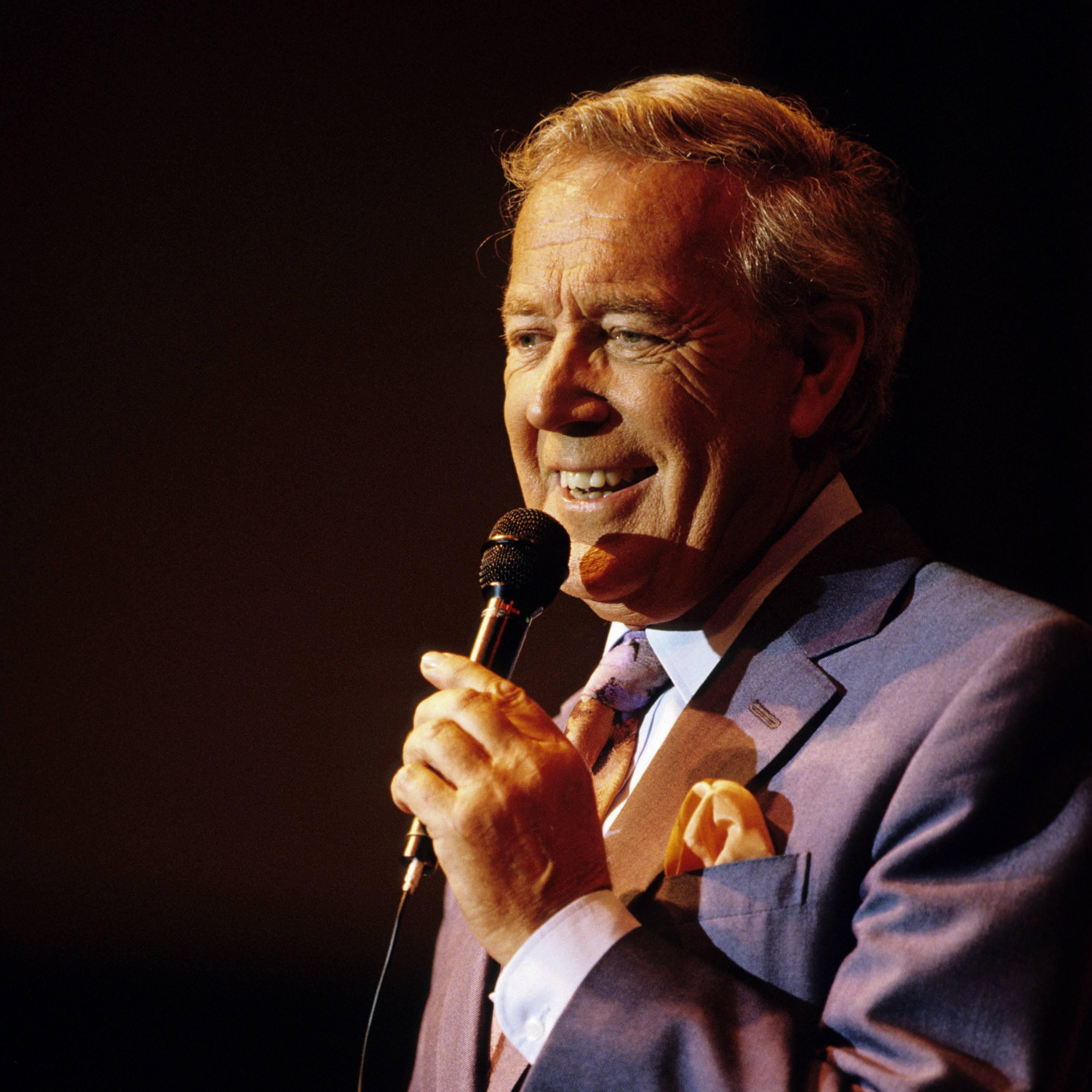 Val Doonican