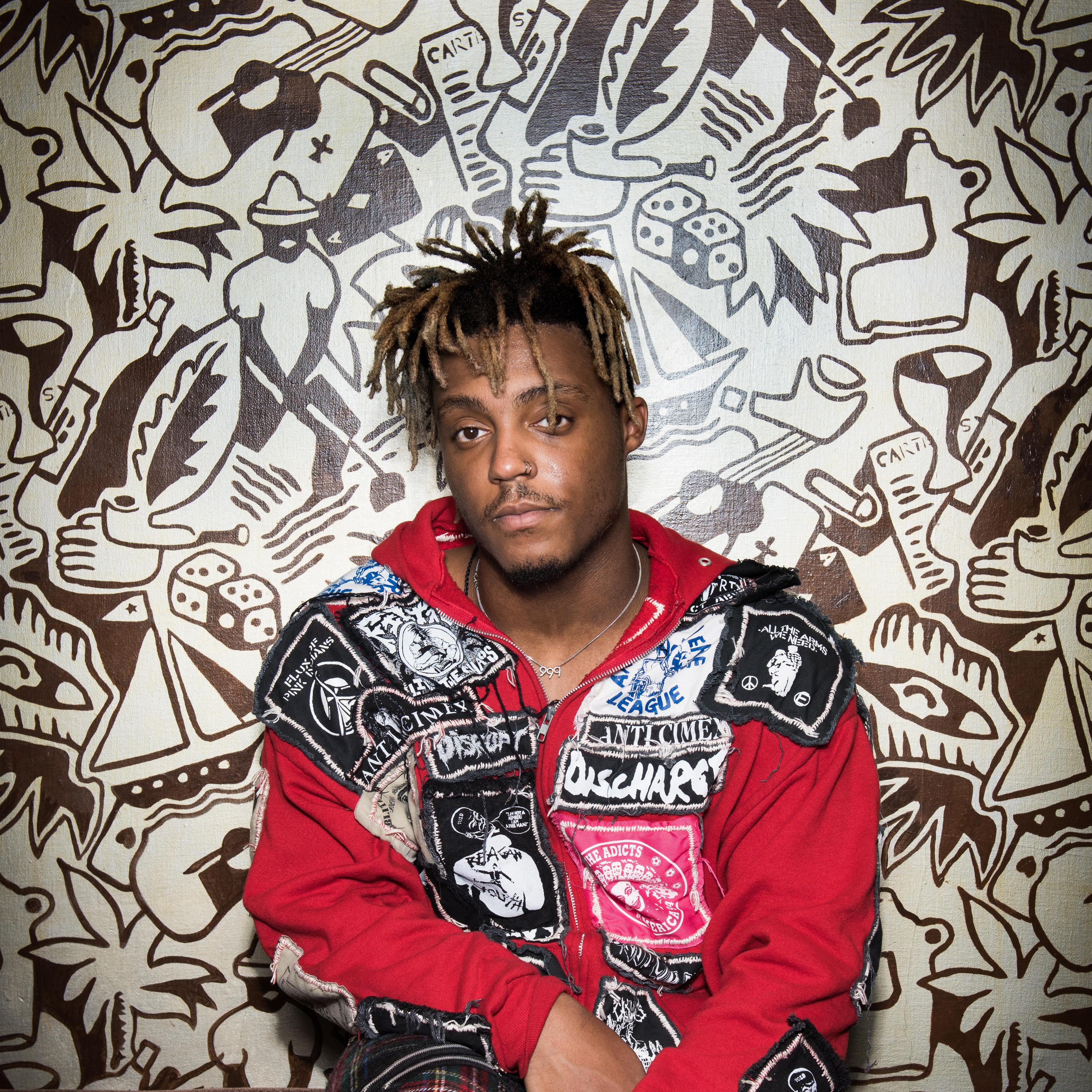 Dynamic cover art