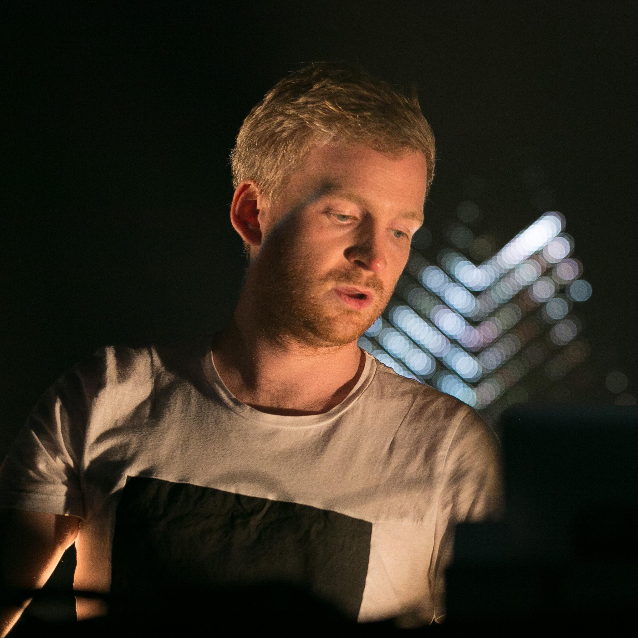 Ólafur Arnalds (Olafur Arnalds)