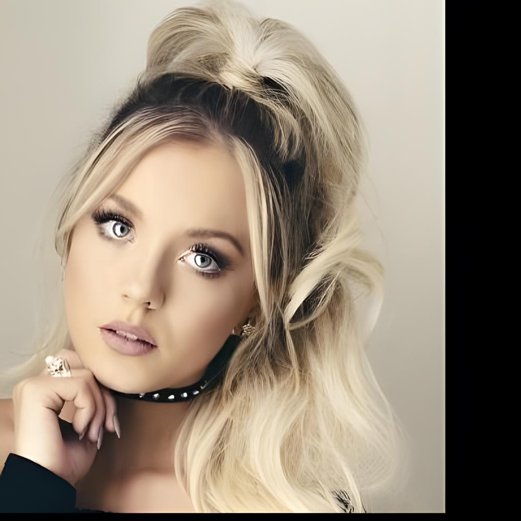 Samantha Harvey