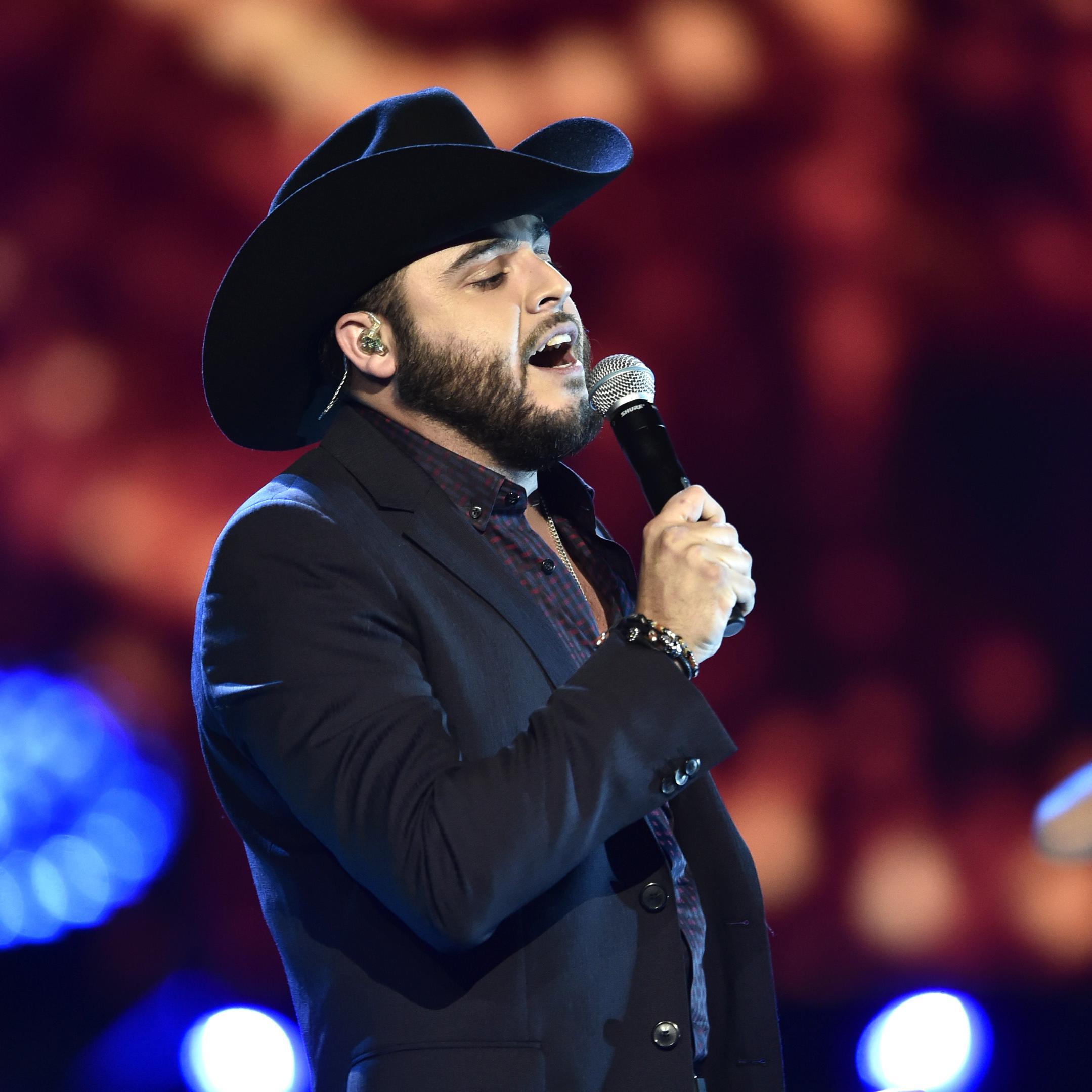 Gerardo Ortíz (Gerardo Ortiz)