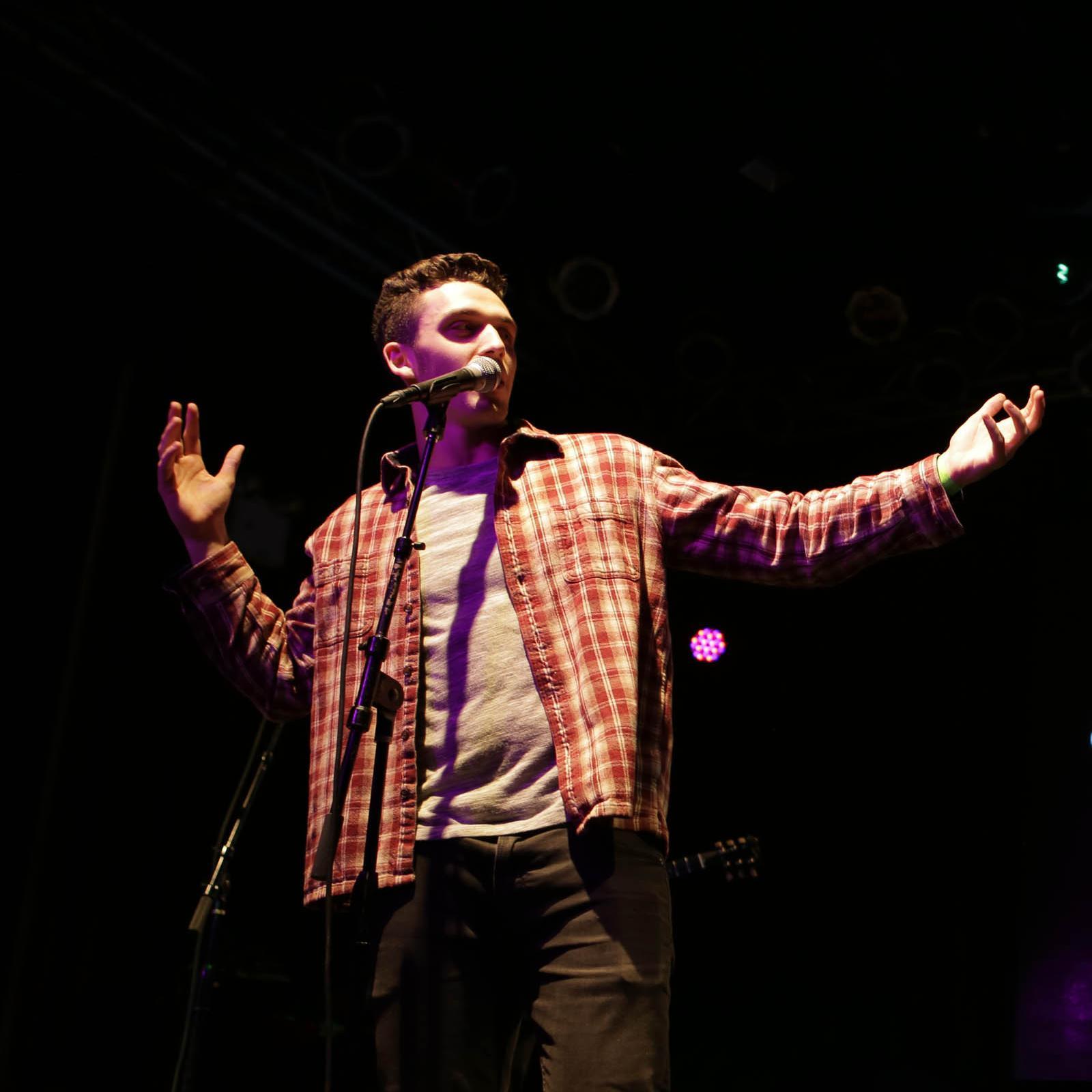 Lauv