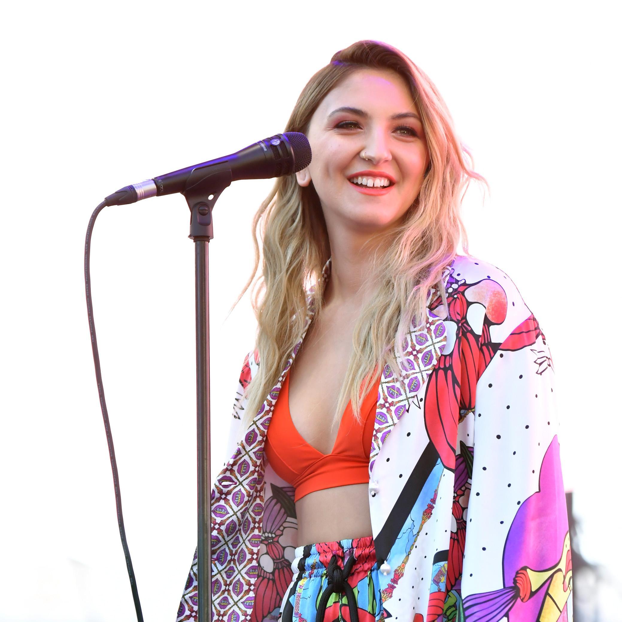 Julia Michaels