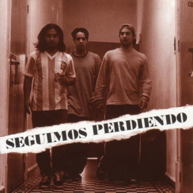 Album cover art for Seguimos Perdiendo