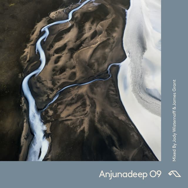 Album cover art for Anjunadeep 09