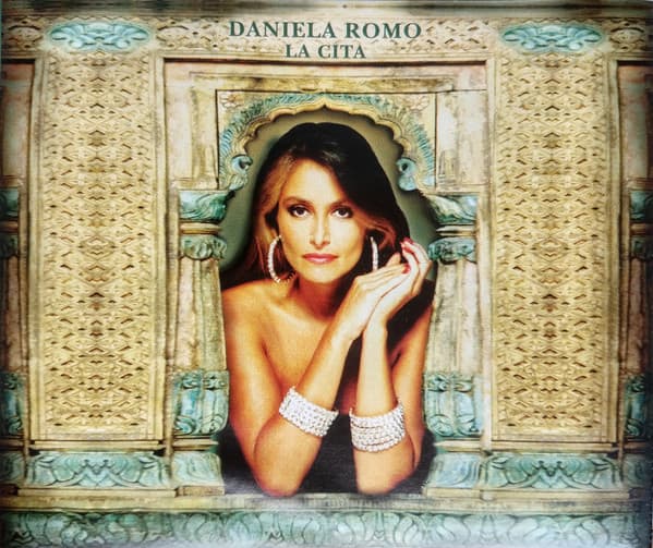 Album cover art for La Cita