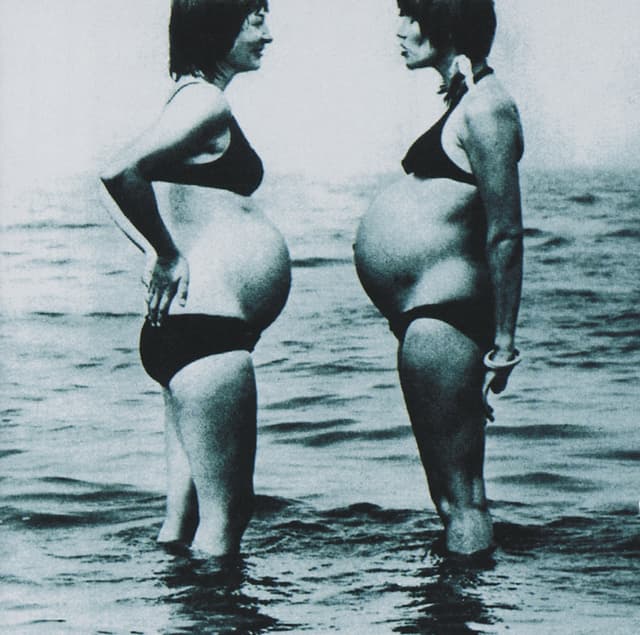 Album cover art for Větší Než Malé Množství Lásky